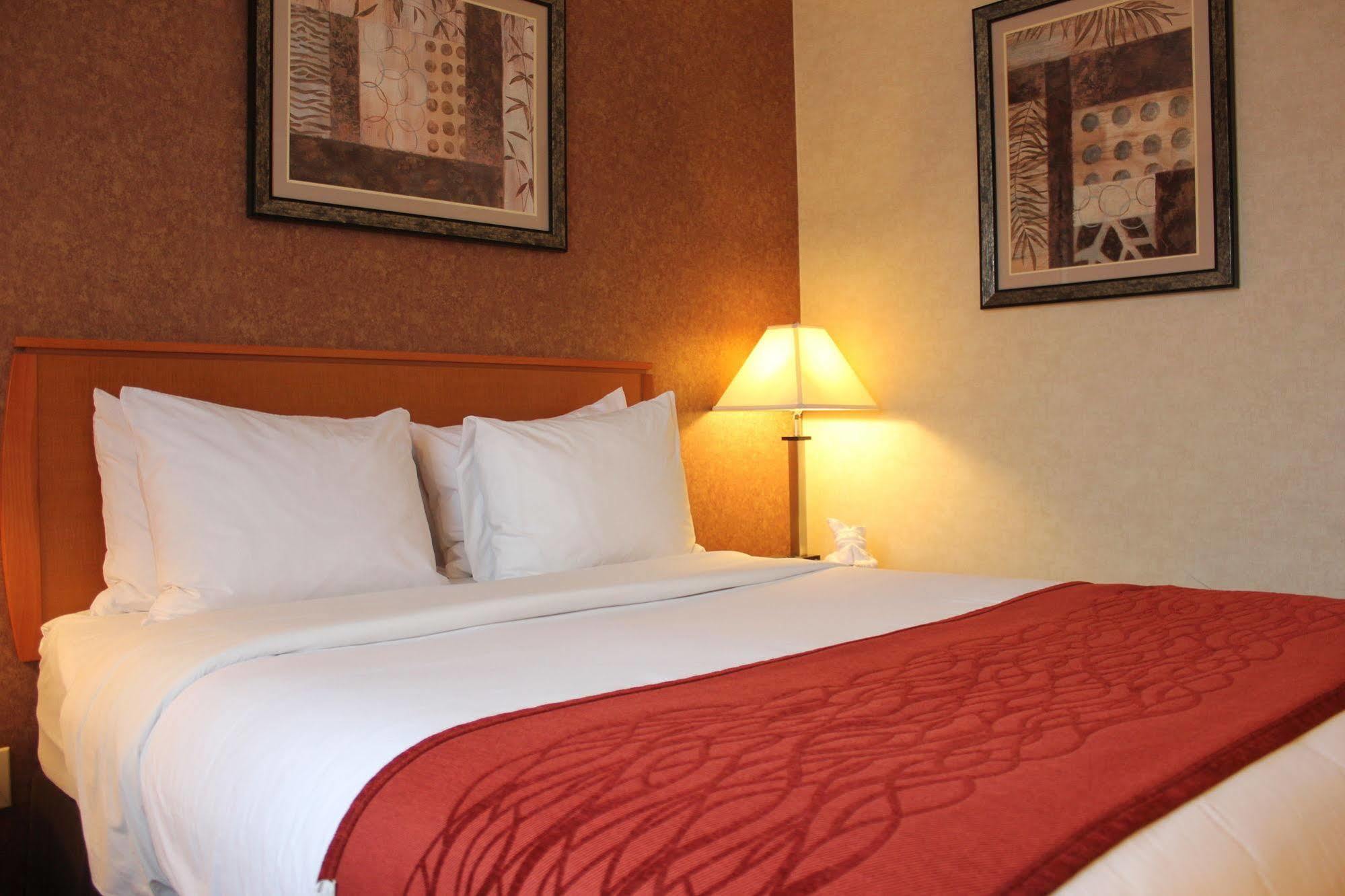 Bellerose Inn Экстерьер фото
