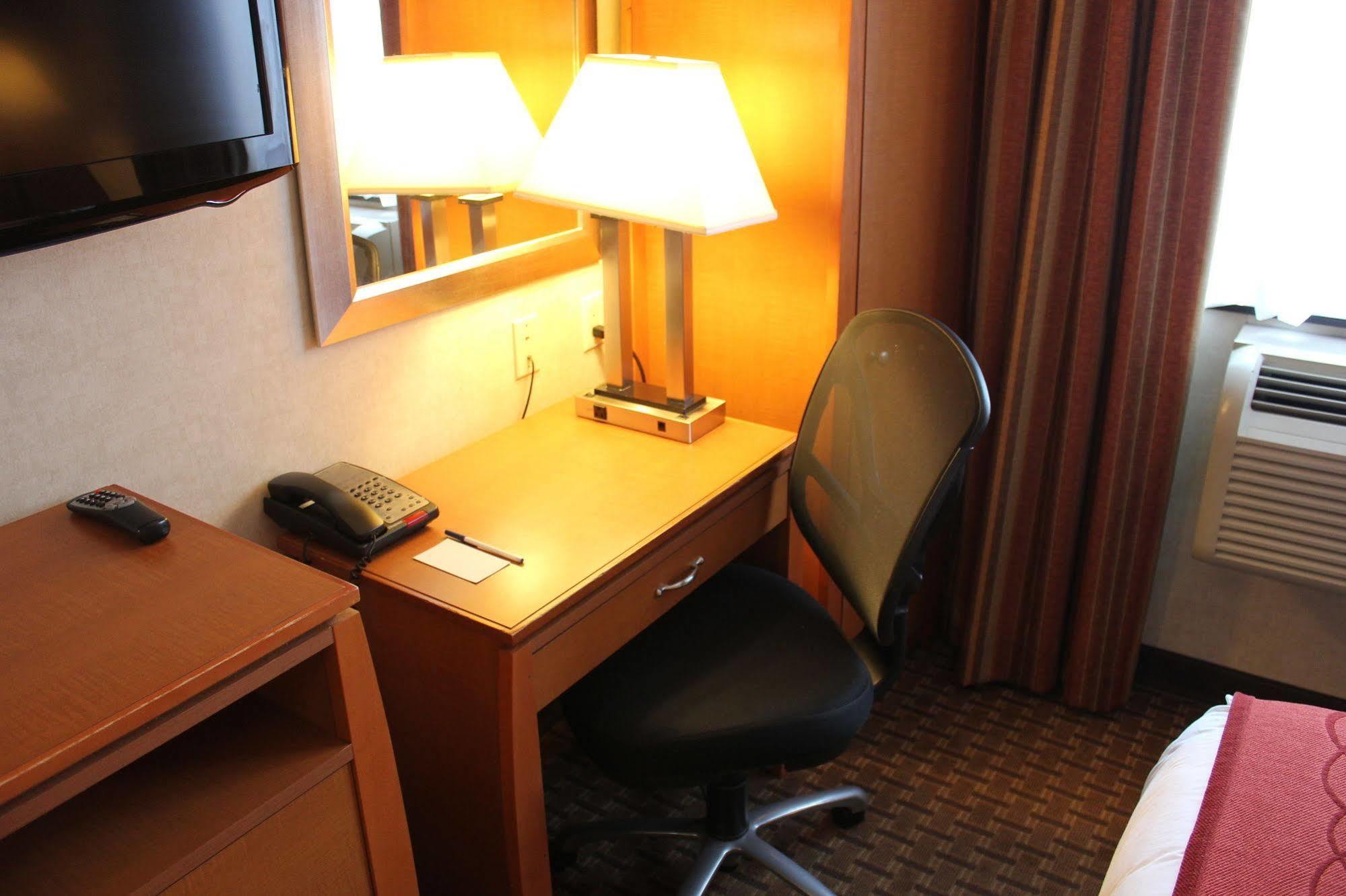 Bellerose Inn Экстерьер фото